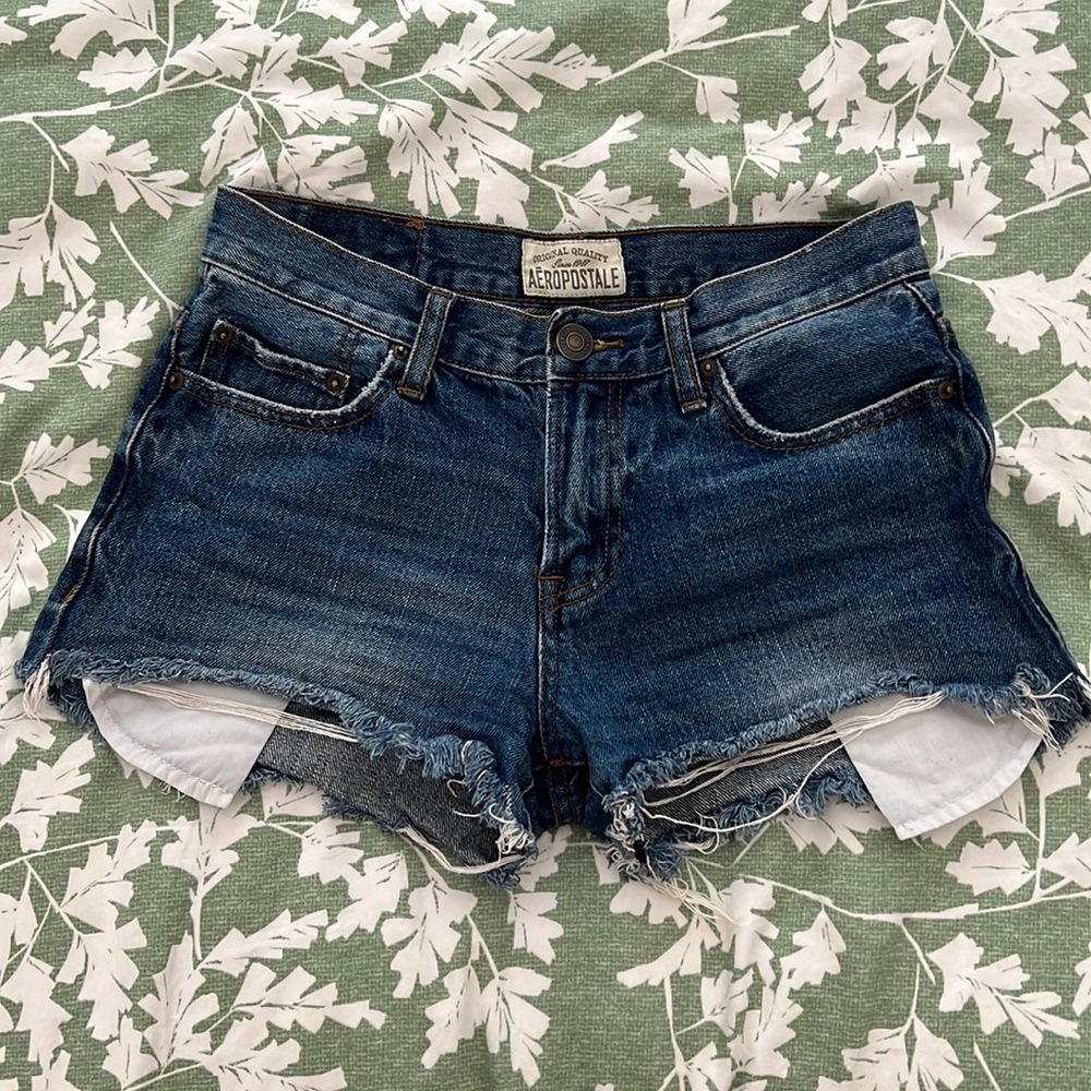 Aeropostale cut-off denim shorts size 28 waist